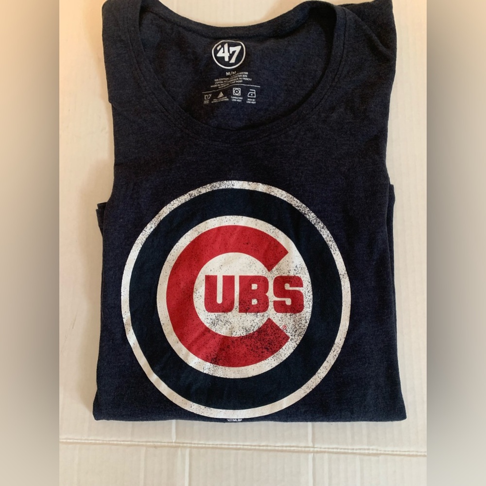 47 Brand Blue and Red Chicago Cubs Short Sleeve Tee Shirt